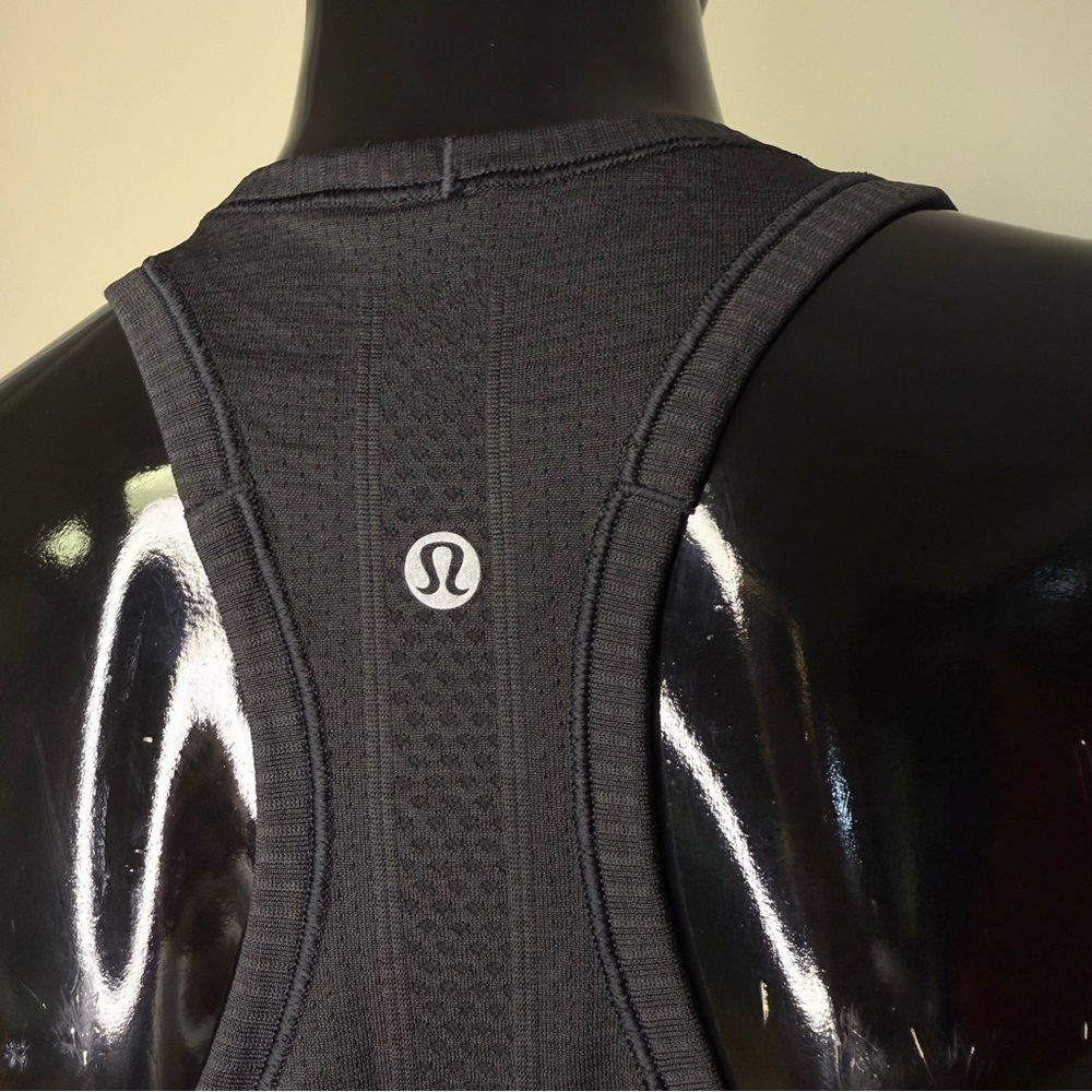 Lululemon Swiftly Tech Racerback Tank 2.0 Size 4 – EDM 10K Running Top – Black - Picture 5 of 6
